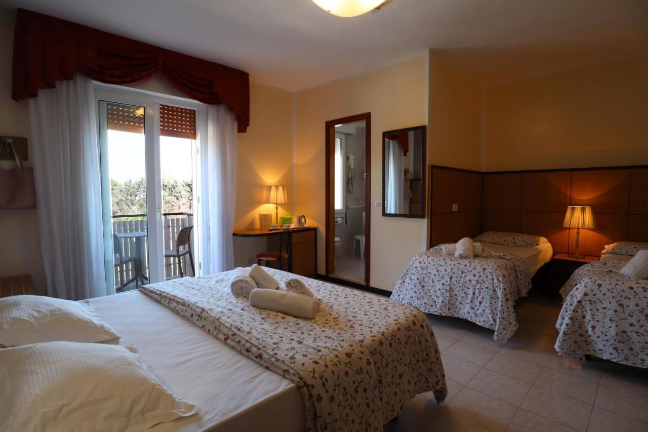 Hotel Righetto Fronte Mare كافالّينو المظهر الخارجي الصورة