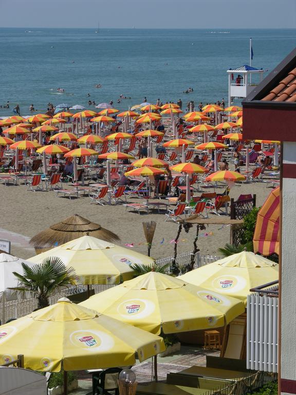 Hotel Righetto Fronte Mare كافالّينو المظهر الخارجي الصورة