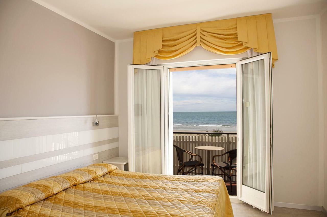 Hotel Righetto Fronte Mare كافالّينو المظهر الخارجي الصورة
