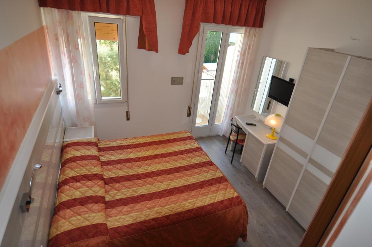 Hotel Righetto Fronte Mare كافالّينو المظهر الخارجي الصورة